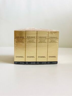 CHANEL Sublimage Les Grains de Vanille Skincare Set - Gold and Black 5ml each